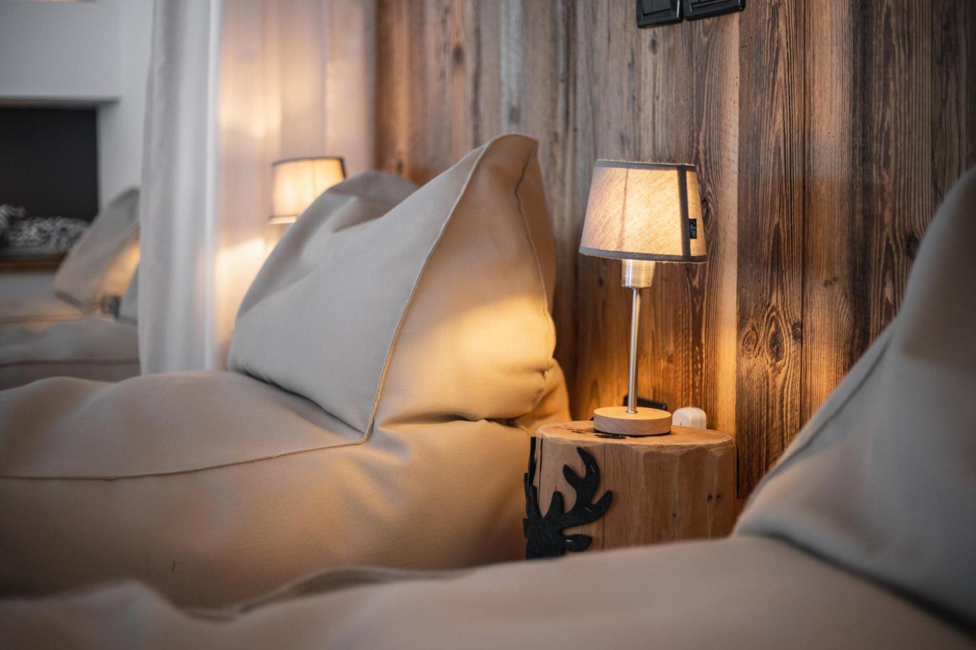 Hotel Ciasa Ai Pini San Cassiano  Exteriör bild